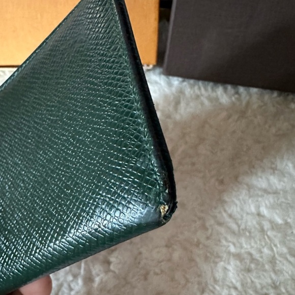 Authentic LV Louis Vuitton Green Taiga Leather ID Card Holder Organizer Wallet - Picture 12 of 16